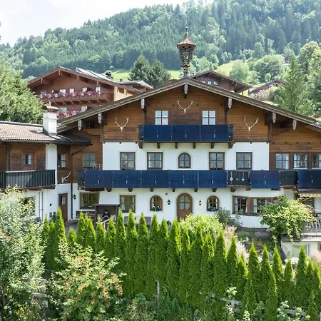 Appartementhaus Landhaus Alpenjuwel * Sankt Johann im Pongau